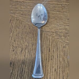 Oneida Teaspoon Maestro Pattern